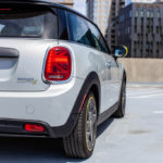 2020-mini-cooper-hardtop-cooper-se_100746745_l.jpg