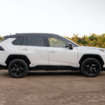 2021-toyota-rav4_100764274_l.jpg