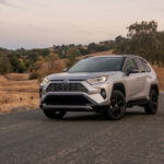 2019-toyota-rav4_100679911_l.jpg