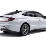 2020-hyundai-sonata-hybrid_100708777_m.jpg